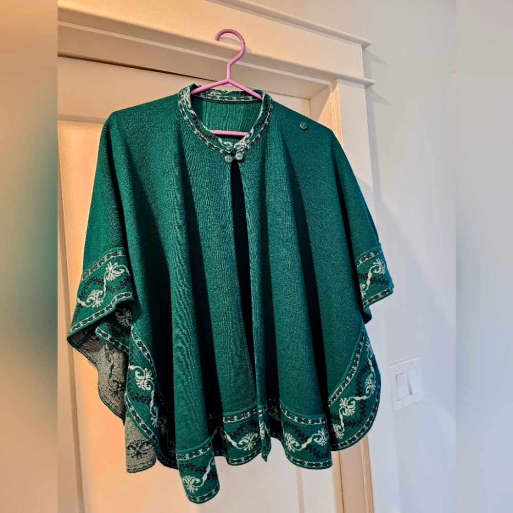 Vintage Poncho by Carlex